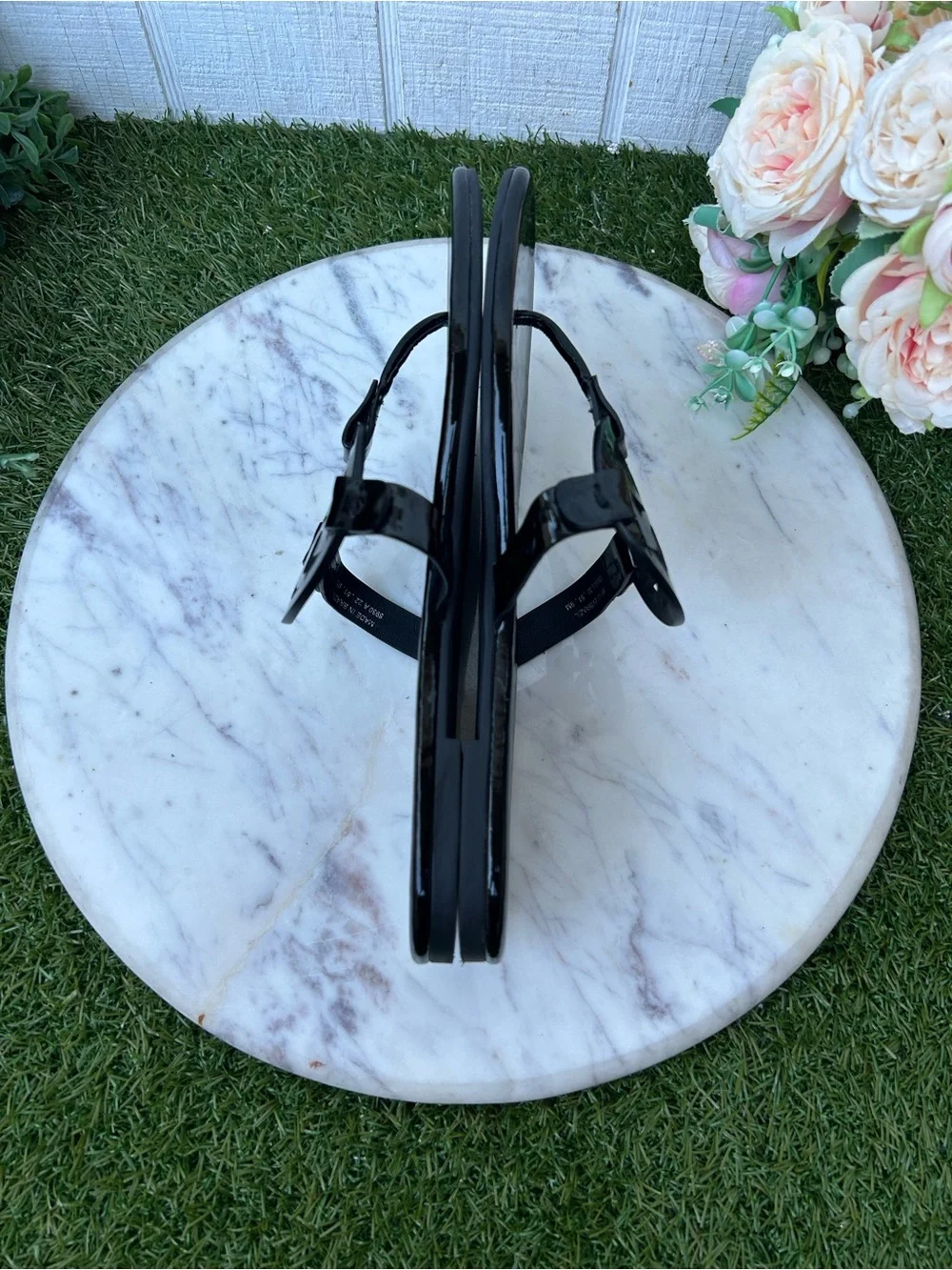 Tory Burch Miller Black soft sandal patent leather Size 9 gently used